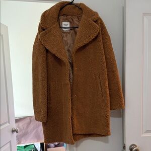 Abercrombie & Fitch Plush Teddy Coat in Camel Brown